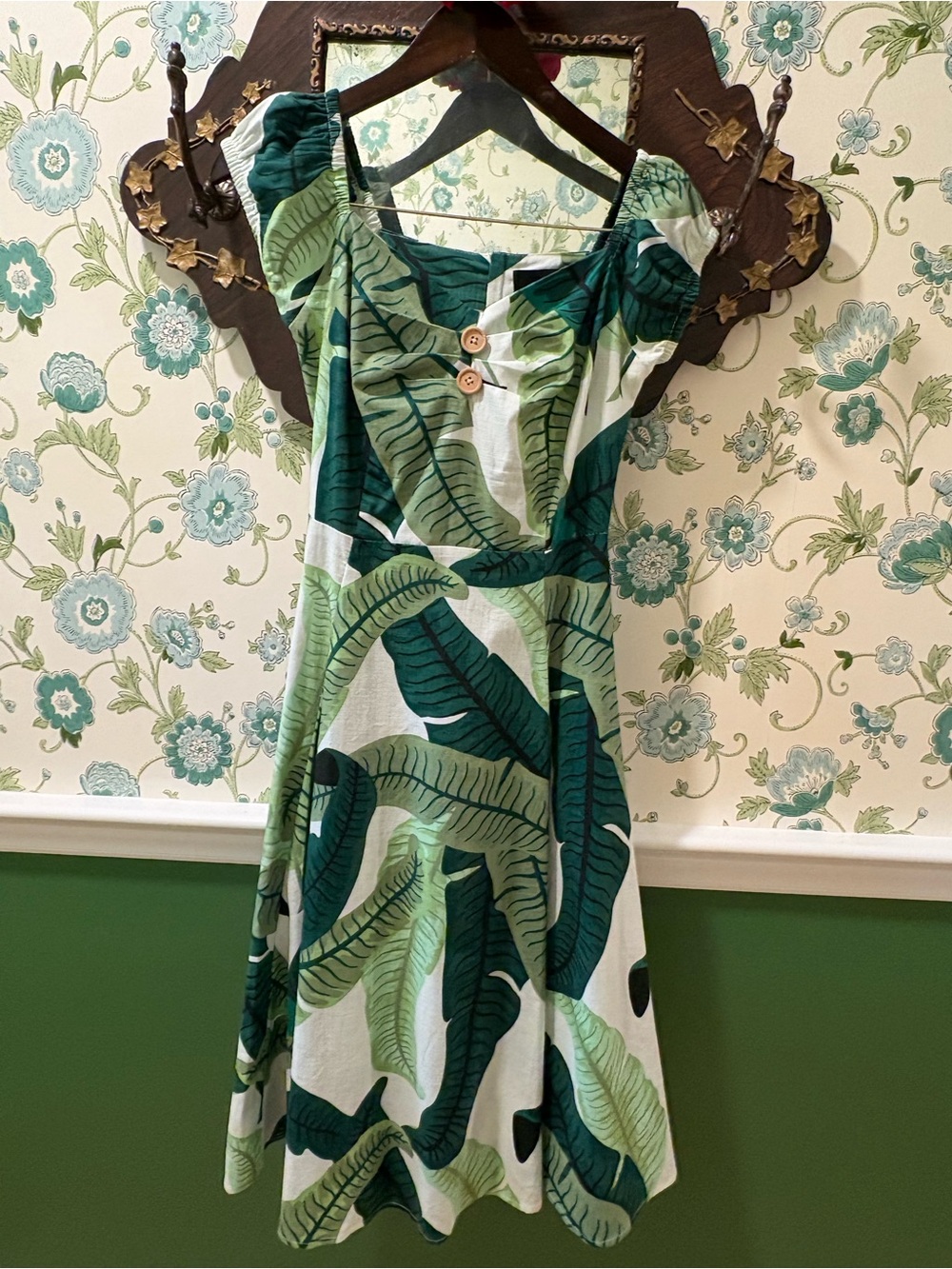 Collectif London Tropical Palm Print Midi Dress | Pinup style